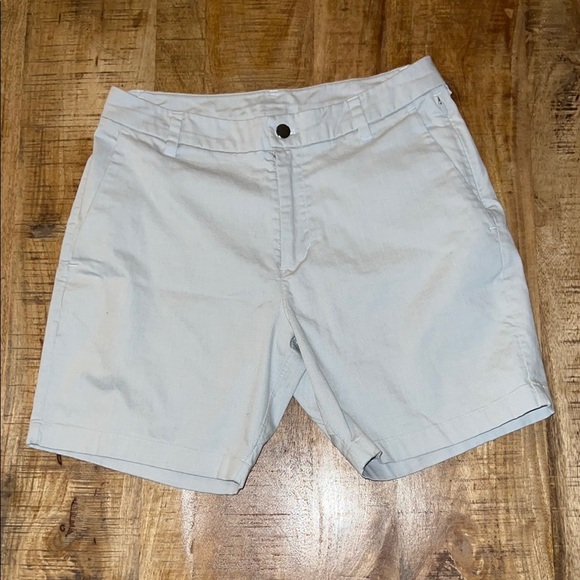 Lululemon Athletica Gray Flat Front Shorts - Picture 1 of 4